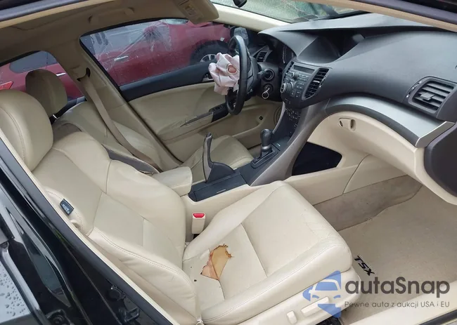 JH4CU2F67AC007521: 42882308