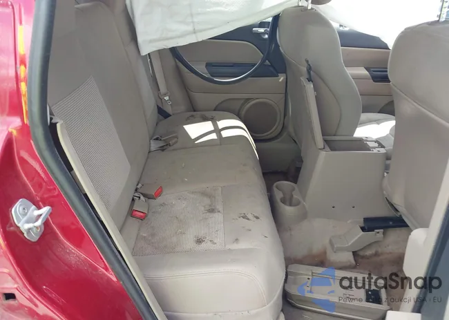 1C4NJDBBXDD249588: 42881407