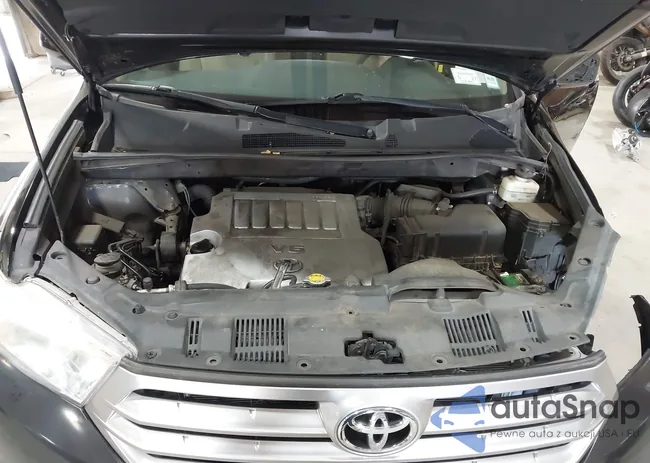 5TDBK3EH9BS065724: 42881418