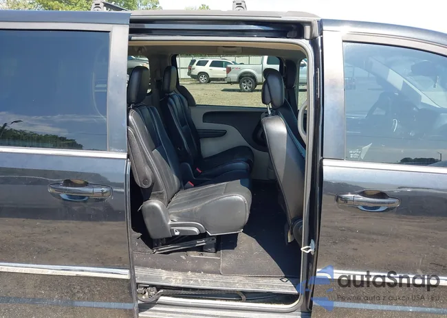 2C4RC1BG6ER272242: 42881574