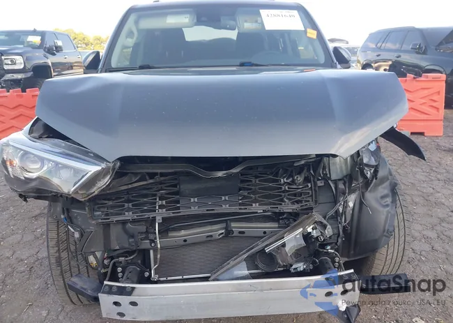 JTEEU5JR0N5275068: 42881640