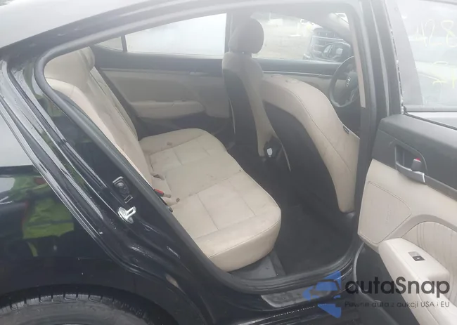 5NPD84LF3JH340278: 42881674