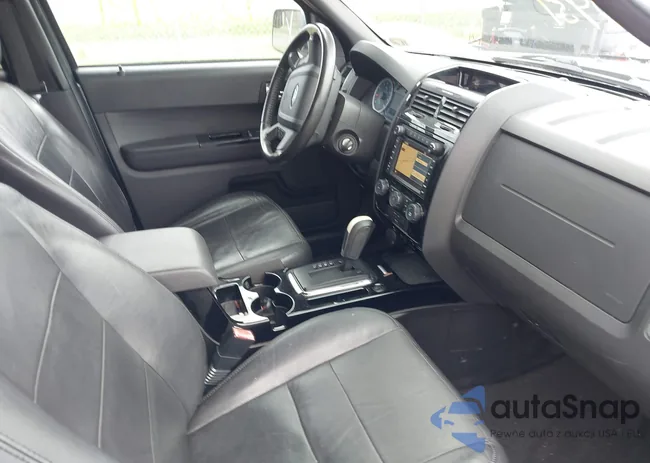 1FMCU9E72CKC23852: 42882931