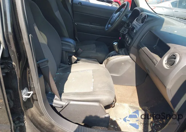 1C4NJPBA6FD329000: 42882470