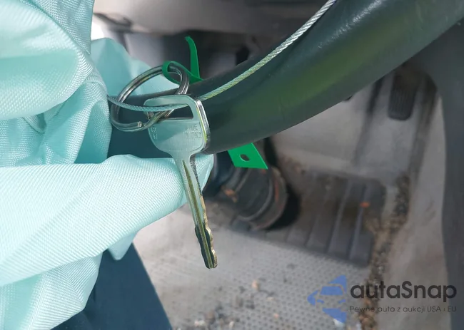 4T1BG22K61U087634: 42882624