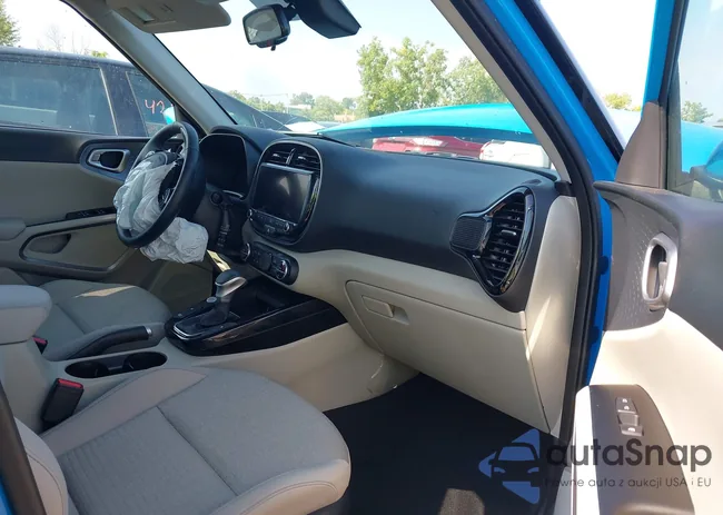 KNDJ33AU4P7212335: 42883754