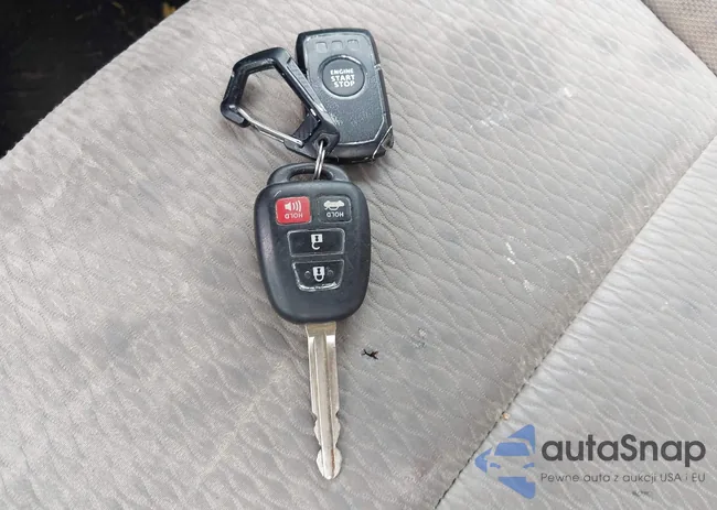 2T1BURHE4GC557995: 42883766