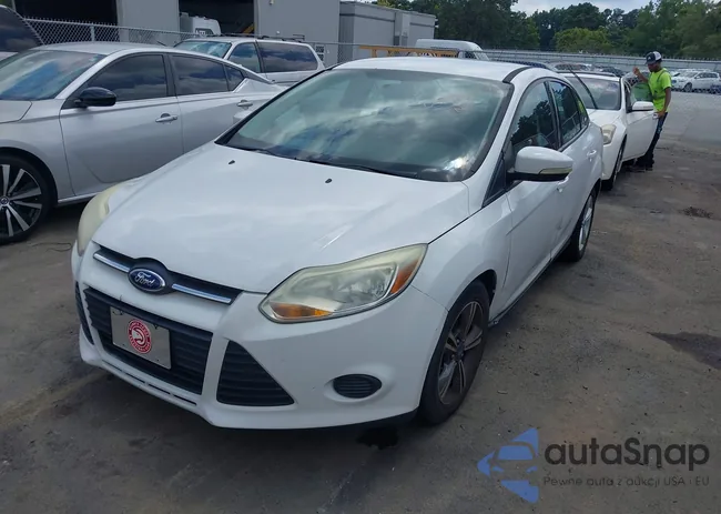 1FADP3F27EL105380: 42883838