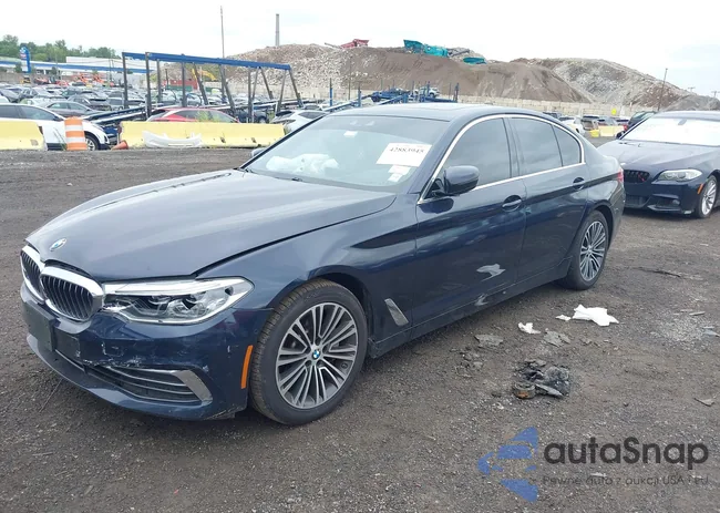 WBAJE7C59KWW18677: 42883945