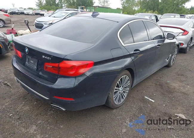 WBAJE7C59KWW18677: 42883945