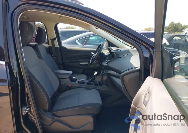 1FMCU0GD8JUA41881: 42883946