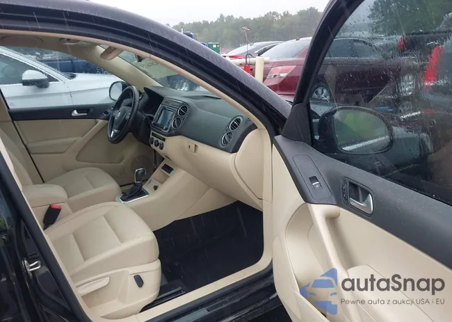 WVGAV7AX1GW579478: 42884015