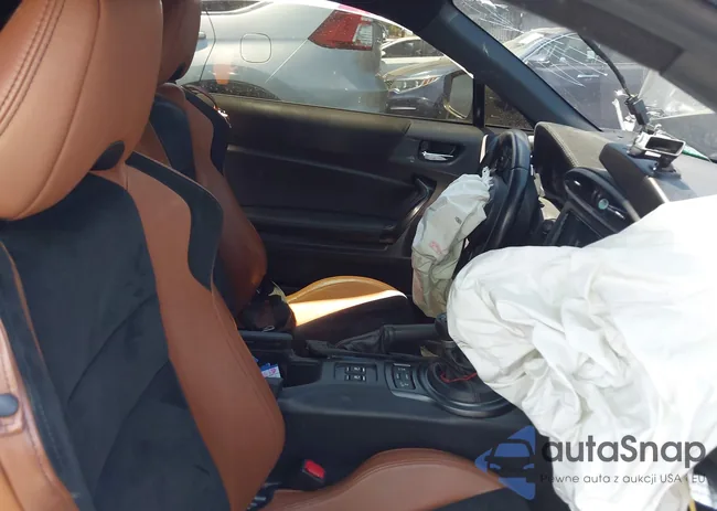 JF1ZNAE16L8750966: 42884076