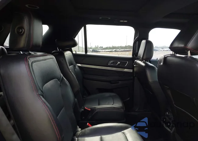 1FM5K8GT0JGC38563: 42885032