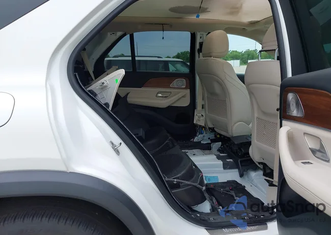 4JGFB4JB8NA757625: 42885216