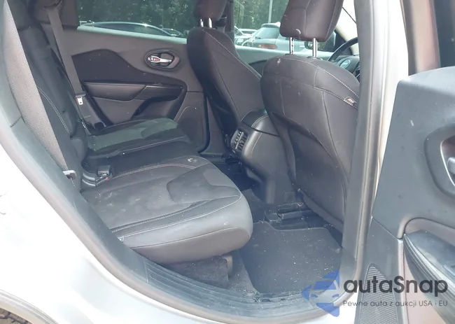 1C4PJMCS4FW552672: 42885265