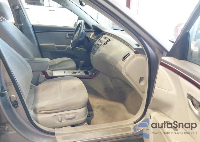 KMHFC46F17A177886: 42884352