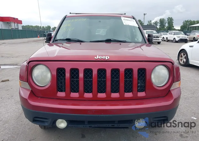 1C4NJRFB9CD690053: 42884371