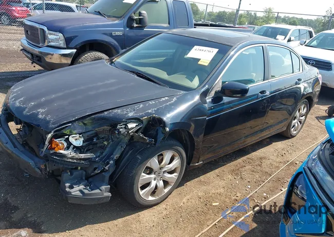 1HGCP26868A051785: 42884703