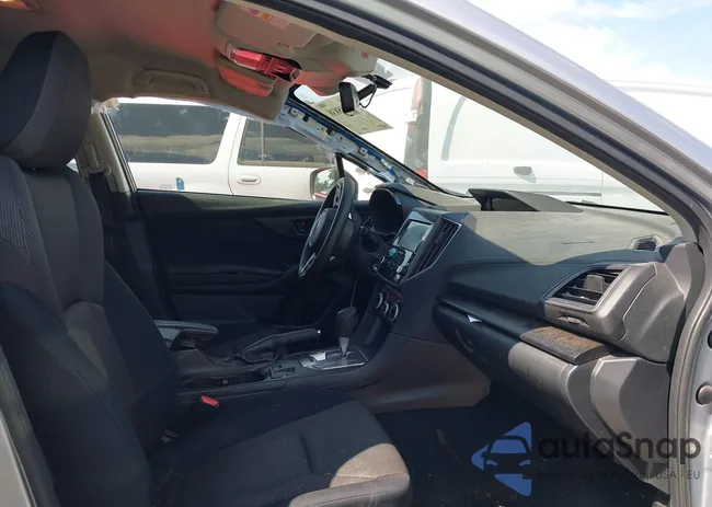 JF2GTABC9P8272823: 42885838