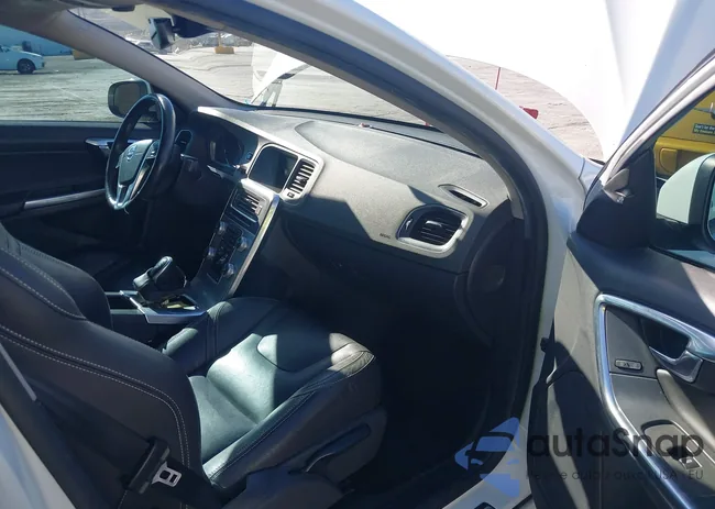 YV126MFL7H2432658: 42885893