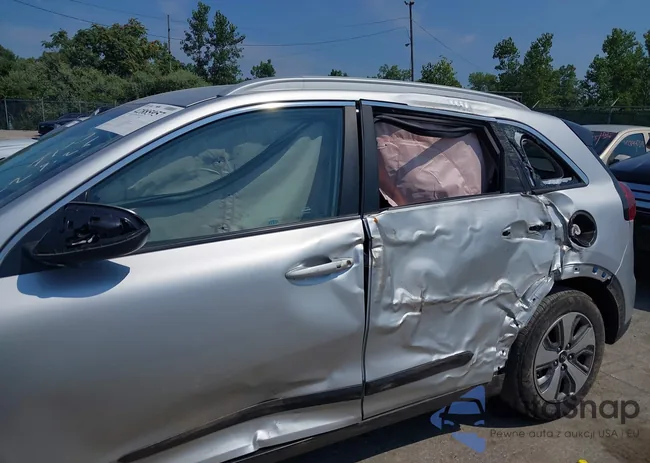 KNDCB3LC5J5146686: 42885957