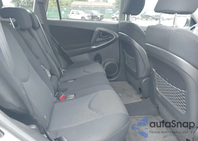 2T3RF4DV6AW049901: 42886016