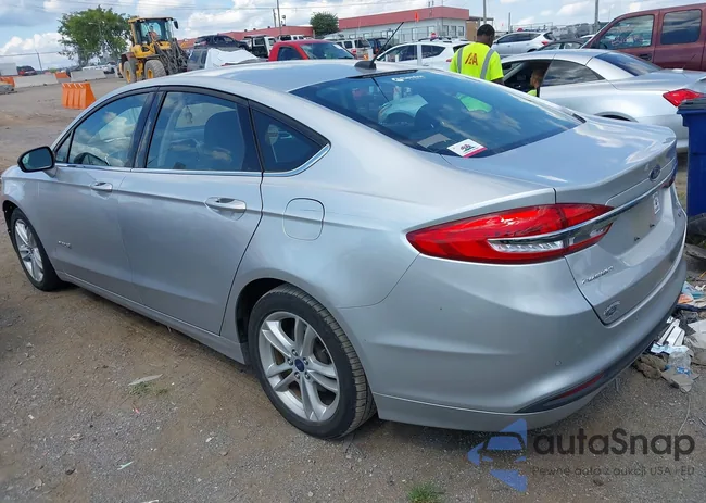 3FA6P0LU8JR208297: 42886065