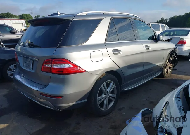 4JGDA5JBXDA243872: 42886089