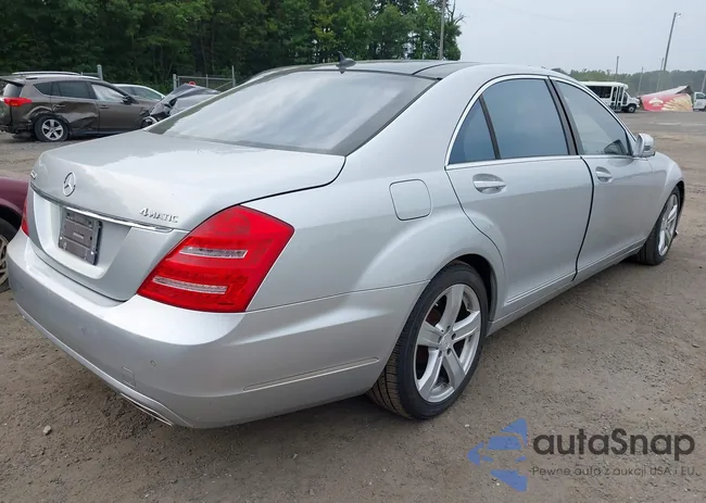 WDDNG8GB4BA365209: 42886152