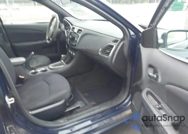 1C3CCBAB0EN141181: 42886233