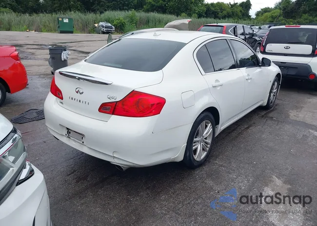 JN1CV6AR5FM522271: 42886235