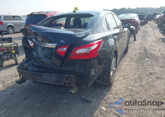 1N4AL3AP1HC471552: 42886275