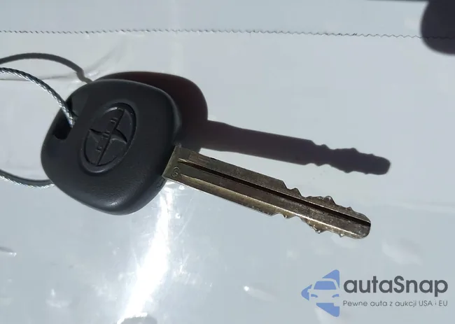 JTKJF5C7XB3006195: 42886327