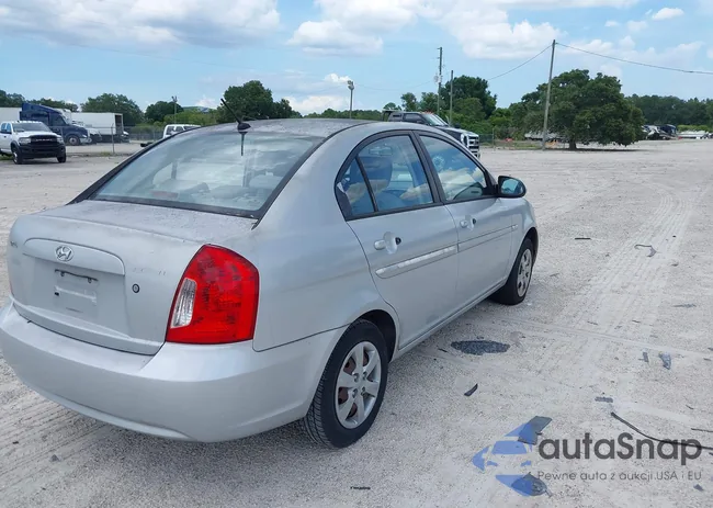 KMHCN46C58U188604: 42886815