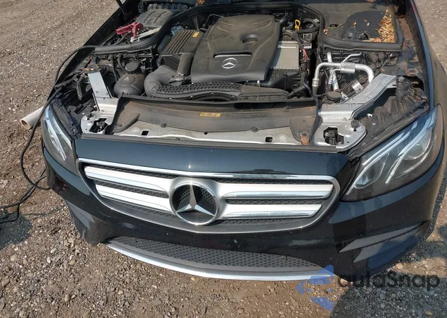 WDDZF4KB1HA097037: 42886832