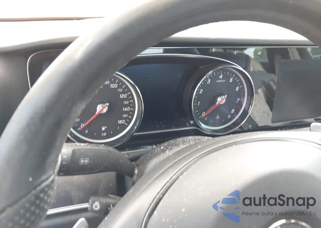 WDDZF4KB1HA097037: 42886832