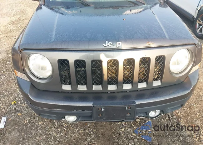 1C4NJRFB4GD558162: 42887232