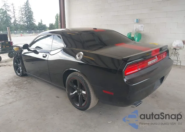 2C3CDYAG0EH196802: 42887280