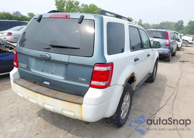 1FMCU9D7XCKB95235: 42887311