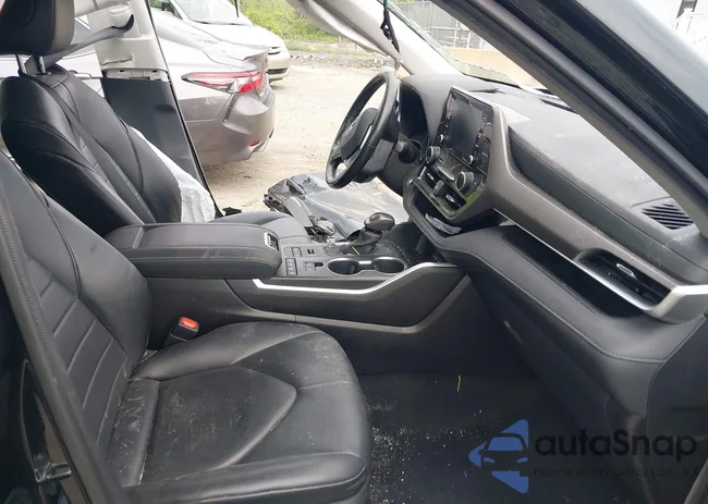 5TDGZRBHXMS524495: 42886360