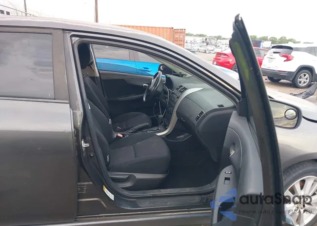 1NXBU40E29Z118326: 42886644