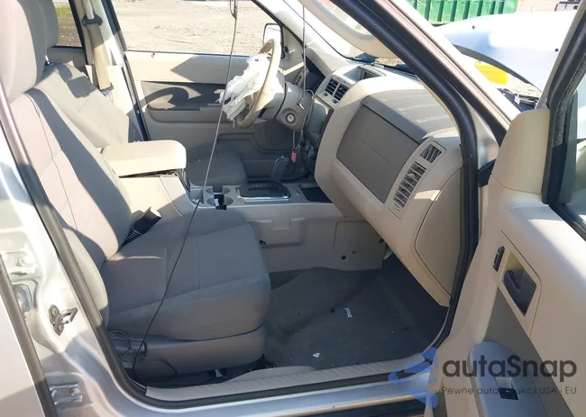 1FMCU03739KA36420: 42886684