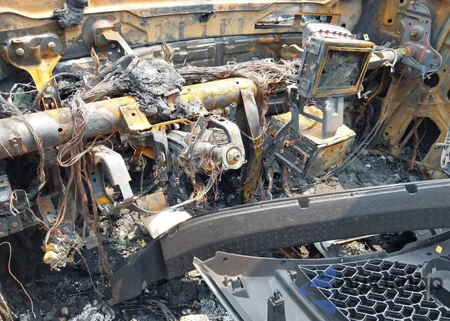 5N1AR2MM6DC681428: 42887849