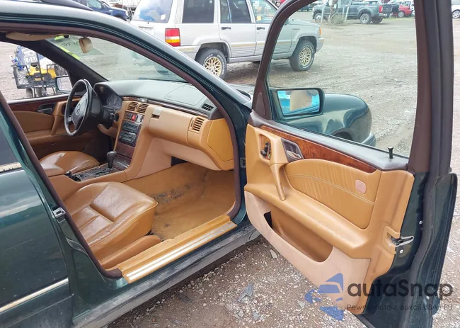 WDBJH82F3WX006774: 42887950