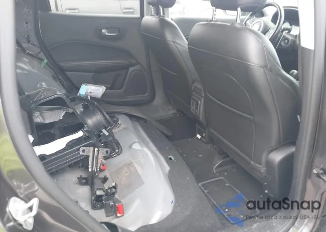 3C4NJCBB4MT518141: 42888101