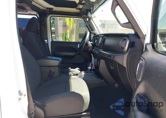 1C4HJXDN4JW252590: 42888259