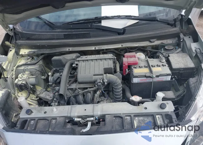 ML32AUHJ5RH027996: 42888265