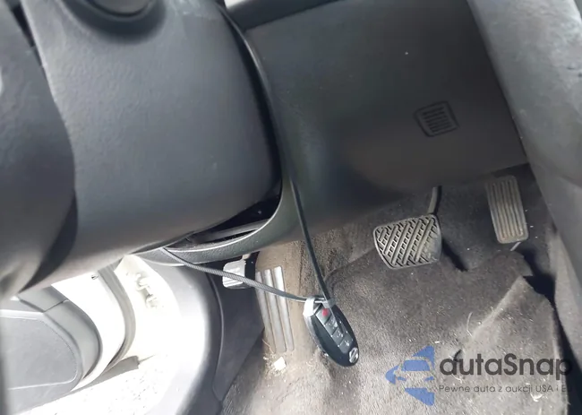 1N4AL21E38C264864: 42888735