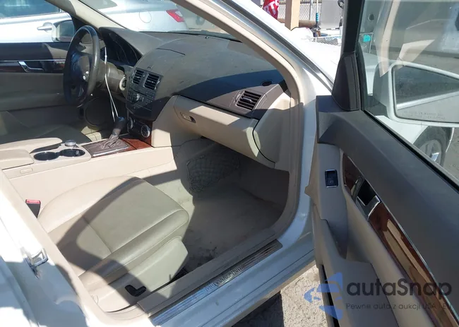 WDDGF5EB2BR147025: 42888907